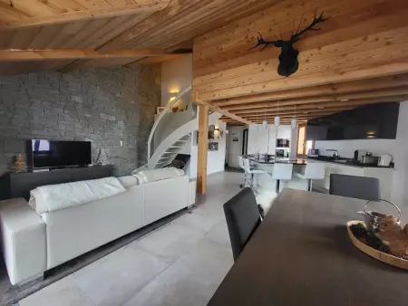 Location appartement à Montgenèvre, Duplex lumineux près des pistes avec Wi-Fi et garage