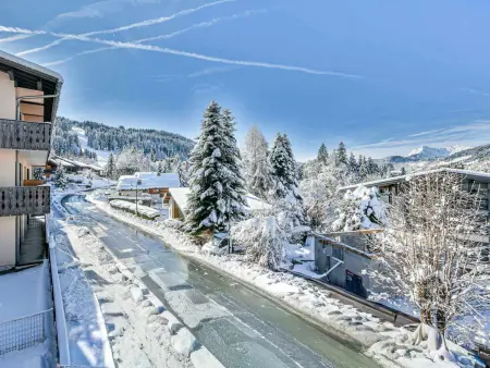 T2 aux Gets avec 2 balcons, pistes à 100 m et parking : photo 14