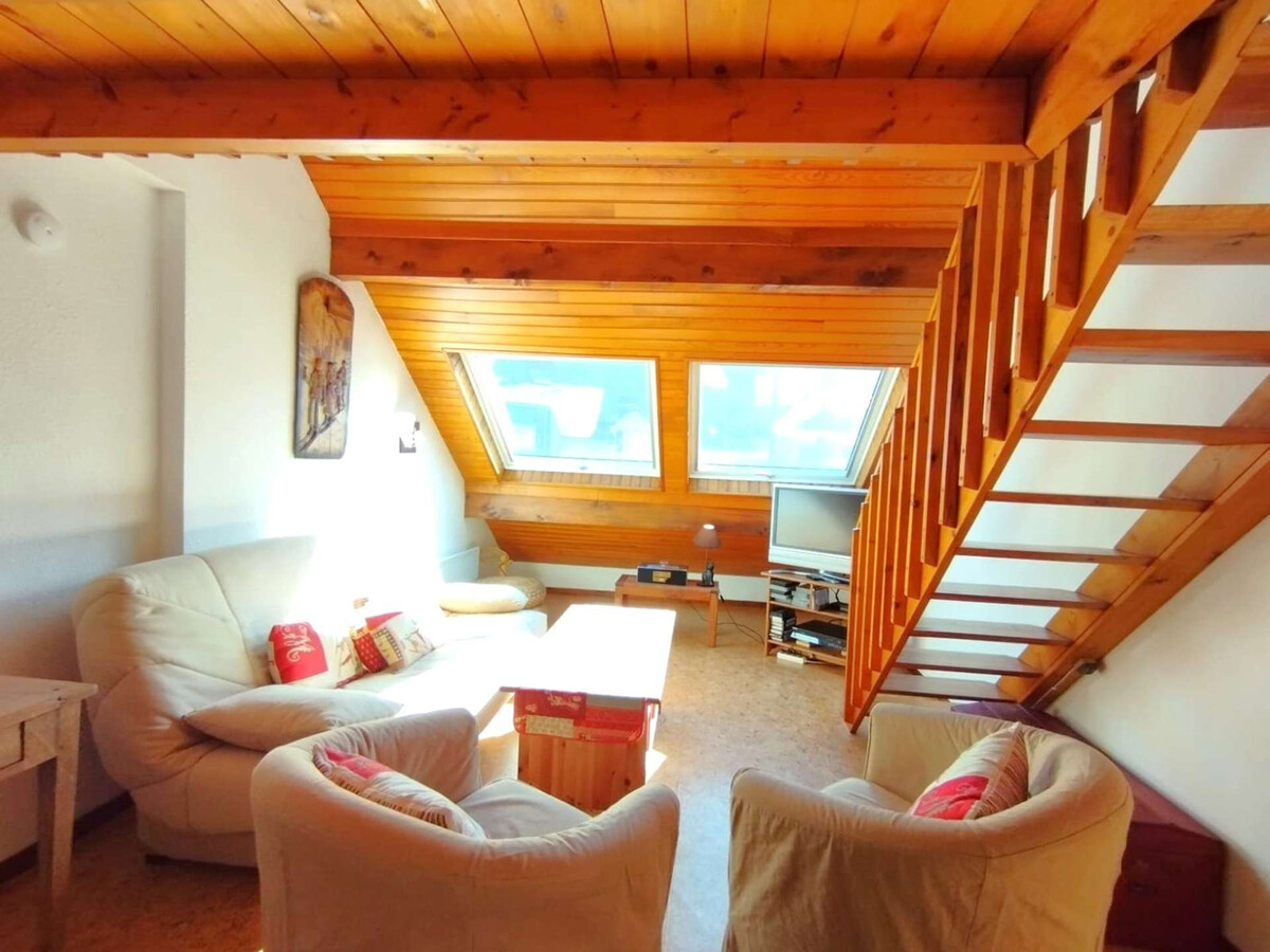 T2 49 m² pour 6 à Saint-Lary-Soulan, mezzanine + parking - Photo 2
