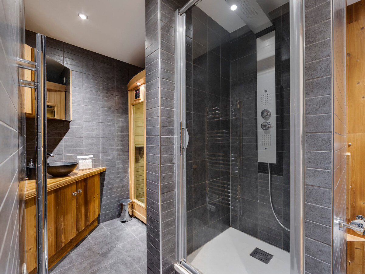 Duplex 8 pers., 3 chambres, skis aux pieds à Tignes le Lac - Photo 15