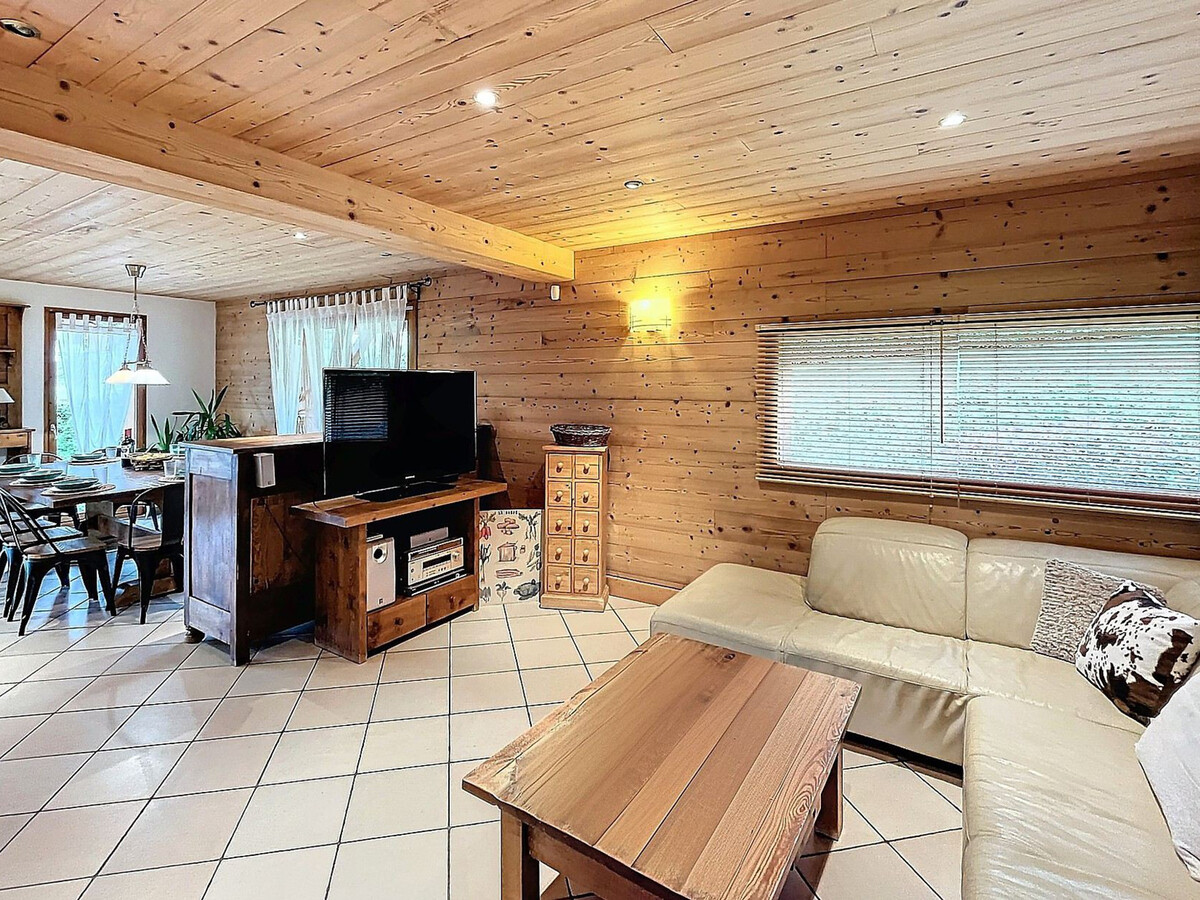 Chalet savoyard 4* 170 m² au Corbier, 300m des pistes - Photo 4