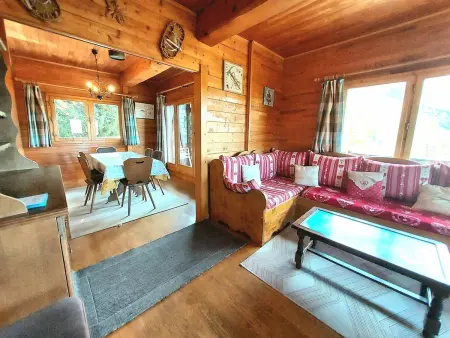 Chalet spacieux - 3 chambres, vue pistes, garage privé - Photo 4
