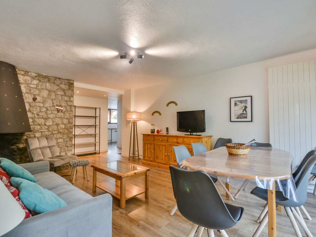 Appartement 8 pers. Morzine, balcon sud-ouest + parking - Photo 2