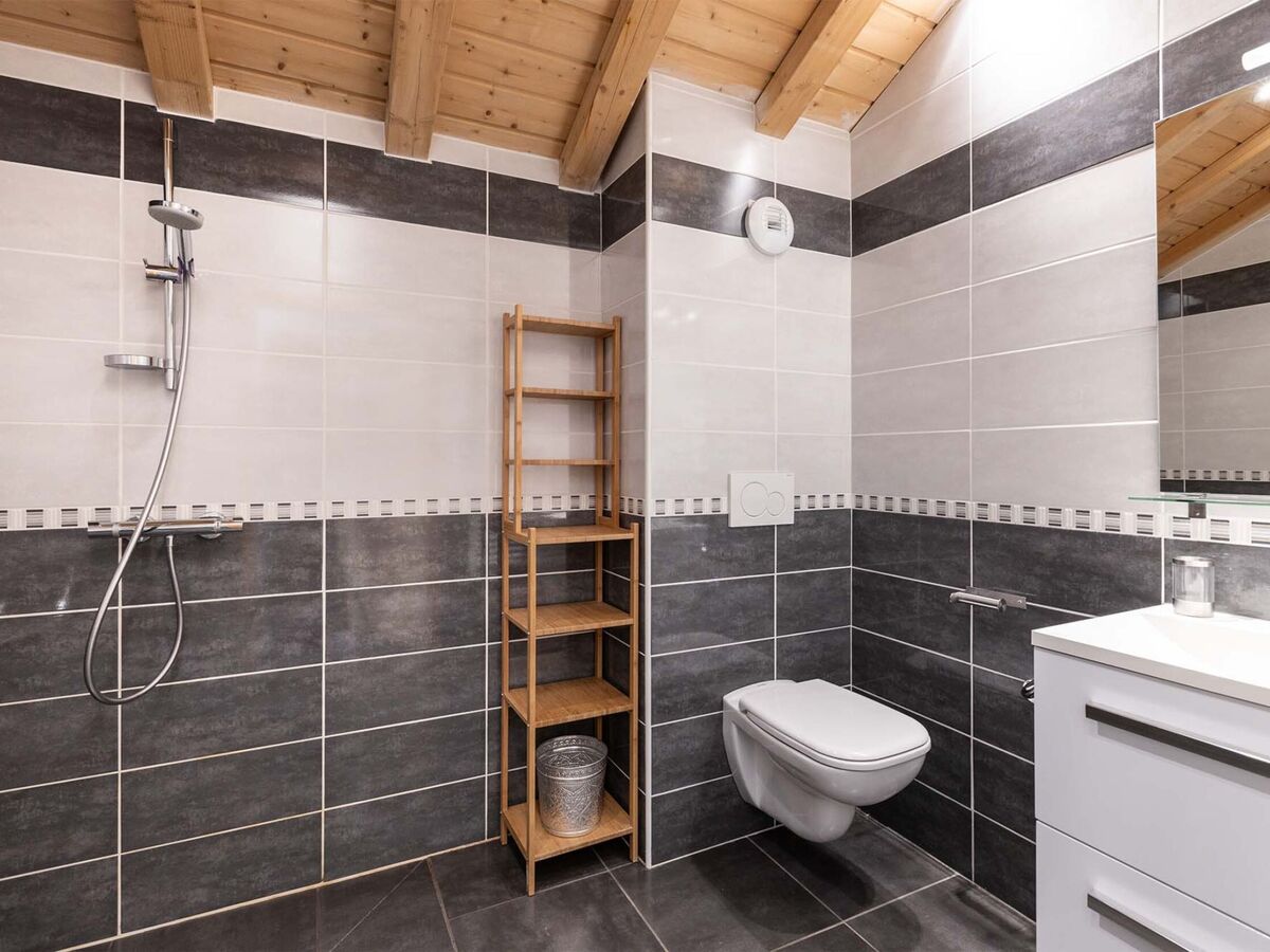 Chalet Ponturin, 4 chambres avec vue montagne - Photo 13