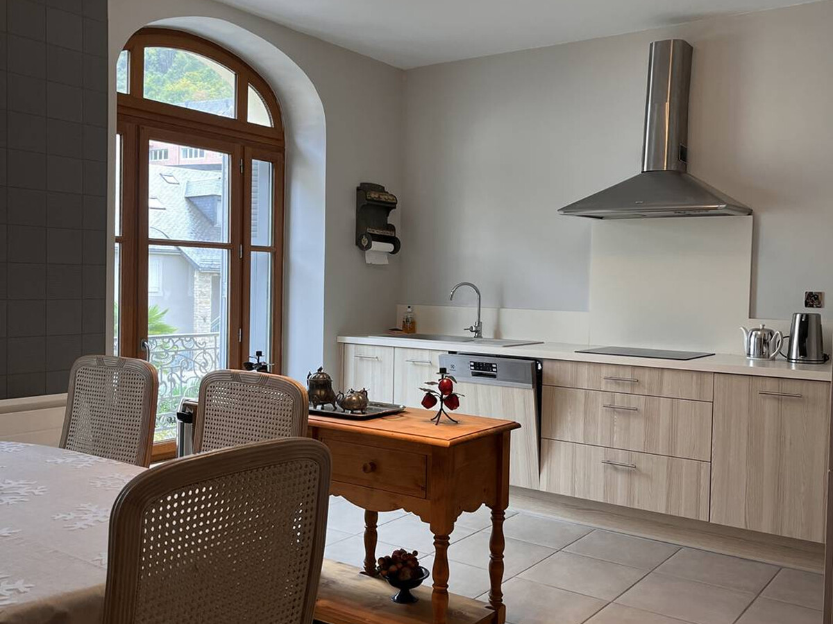 Appartement 140m² centre Cauterets, 3 chambres, vue montagne - Photo 9
