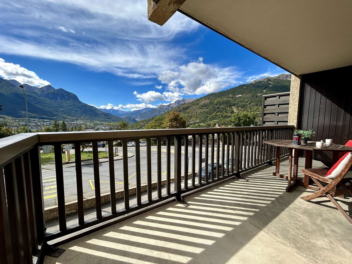Appartement 45m² vue panoramique montagne à Briançon - Photo 17