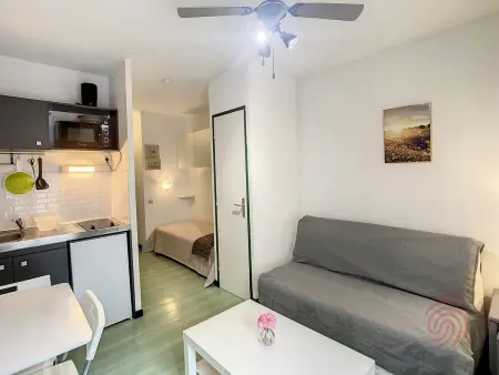 Studio 17 m² avec balcon à Lamalou-les-Bains : photo 4