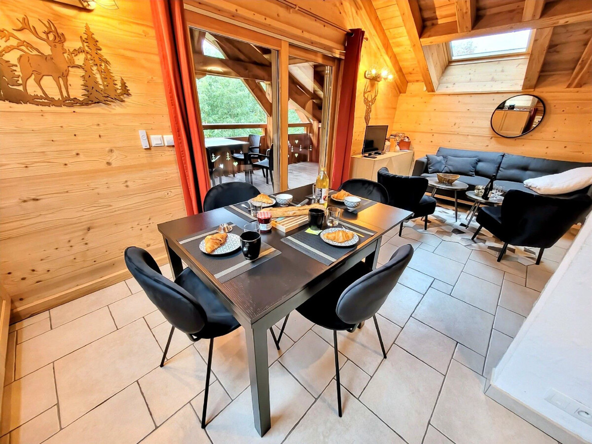 Appartement lumineux avec terrasse, centre des Gets - Photo 4