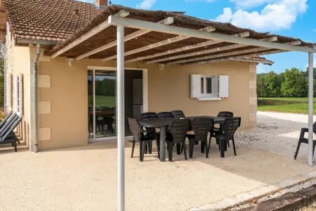 Ancienne maison de gare avec piscine à Hautefort : photo 20