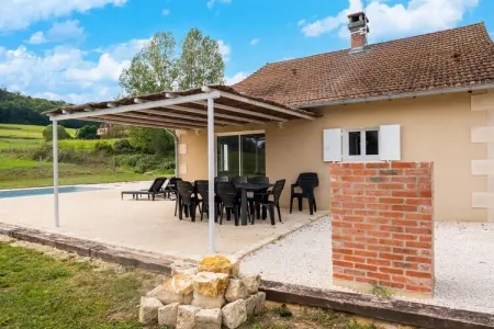 Ancienne maison de gare avec piscine à Hautefort : photo 26