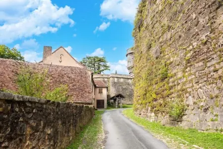 Ancienne maison de gare avec piscine à Hautefort : photo 30