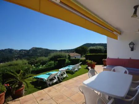 Appartement rez-de-jardin avec piscine à Begur : photo 6