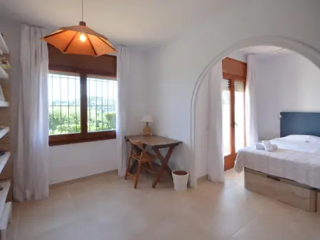 Appartement rez-de-jardin avec piscine à Begur : photo 12