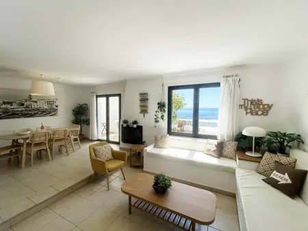 Maison mitoyenne rénovée à Begur, vue mer et piscine : photo 11