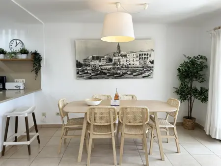 Maison mitoyenne rénovée à Begur, vue mer et piscine : photo 14