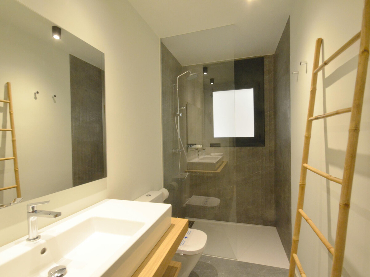 Villa rénovée 4 chambres, piscine privée à Begur - Photo 14