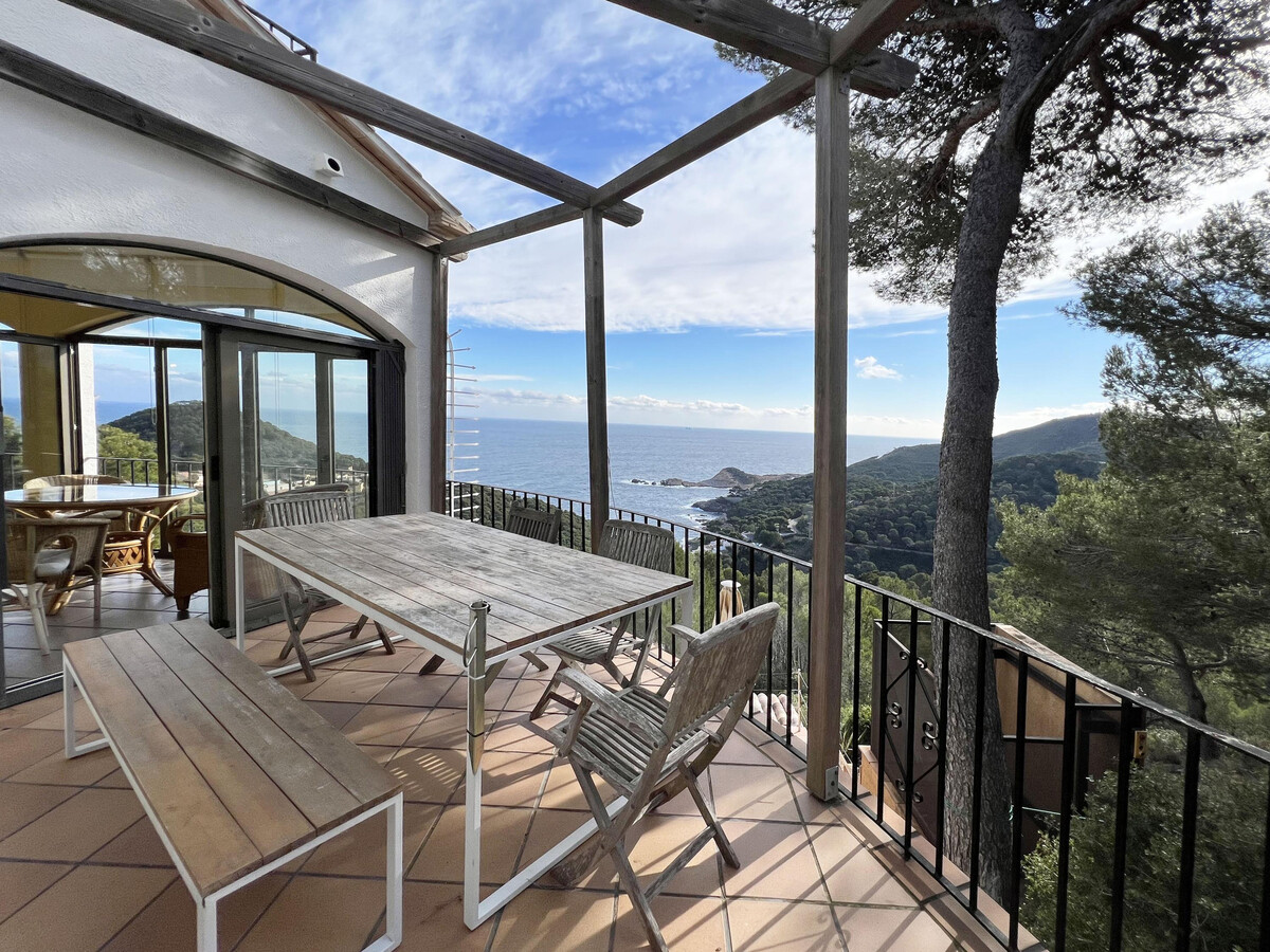 Villa méditerranéenne à Begur, vue mer et piscine - Photo 3