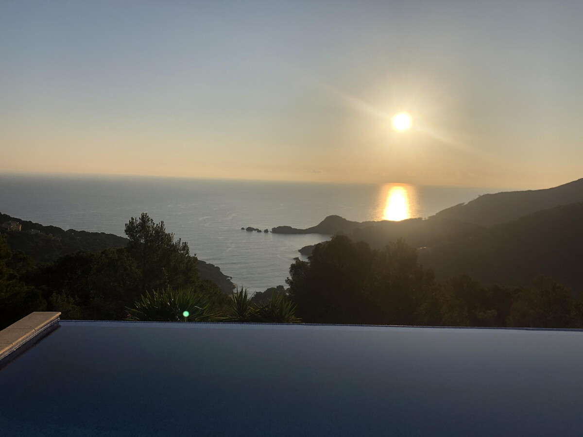 Villa méditerranéenne à Begur, vue mer et piscine - Photo 4