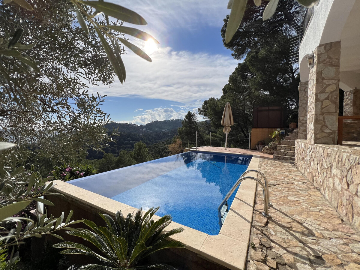 Villa méditerranéenne à Begur, vue mer et piscine - Photo 5