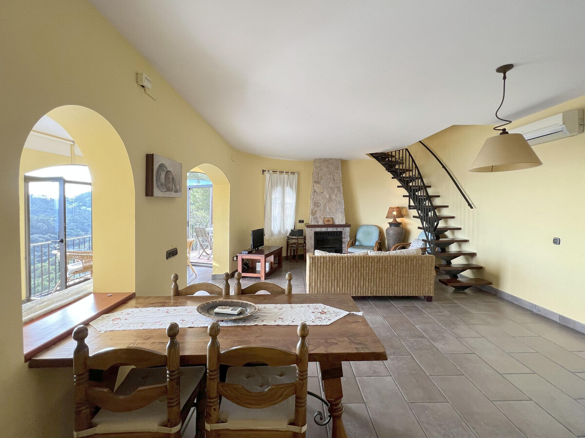 Villa méditerranéenne à Begur, vue mer et piscine - Photo 9