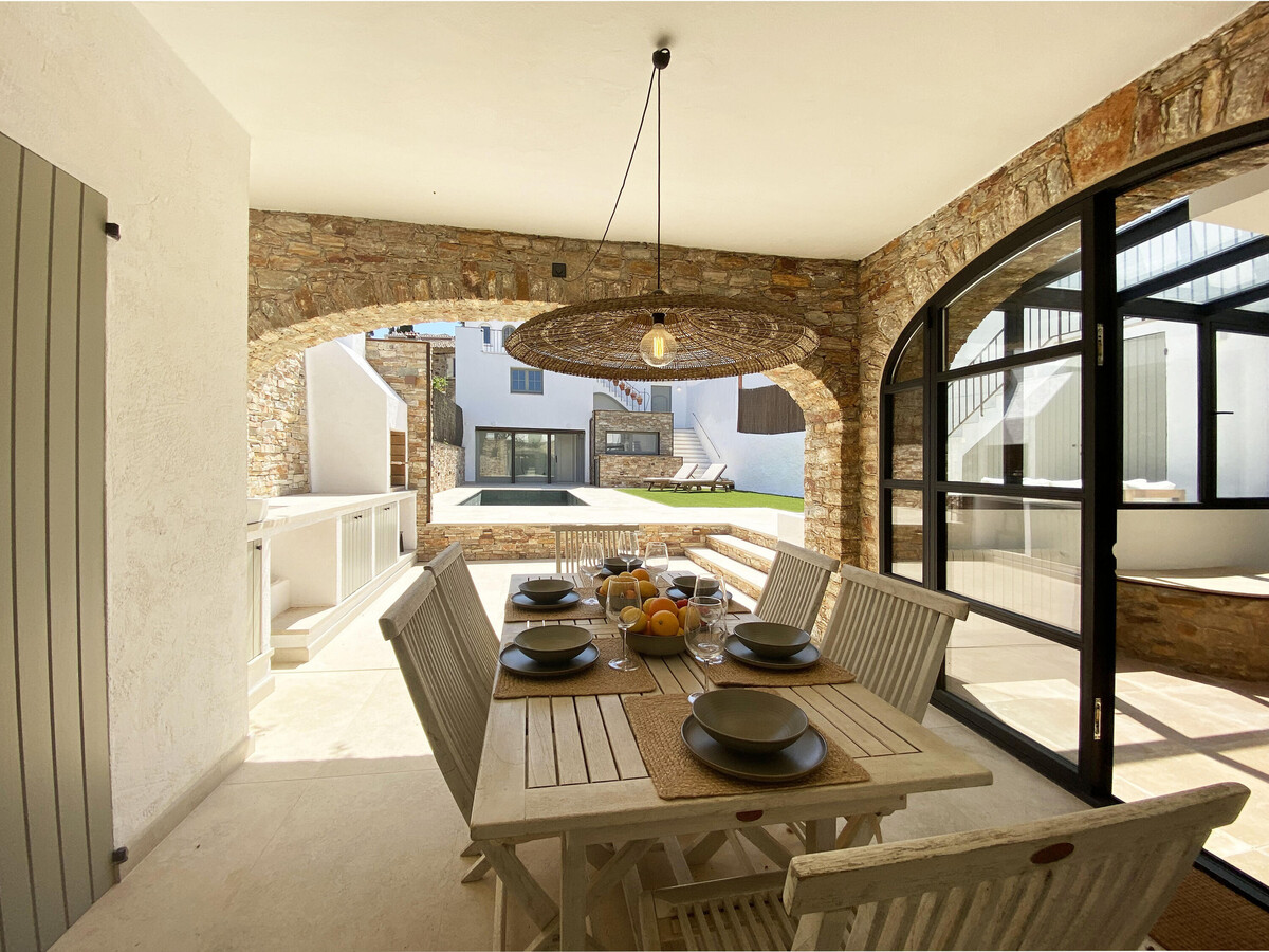Maison de ville 1788 rénovée, piscine & jardin à Begur - Photo 20