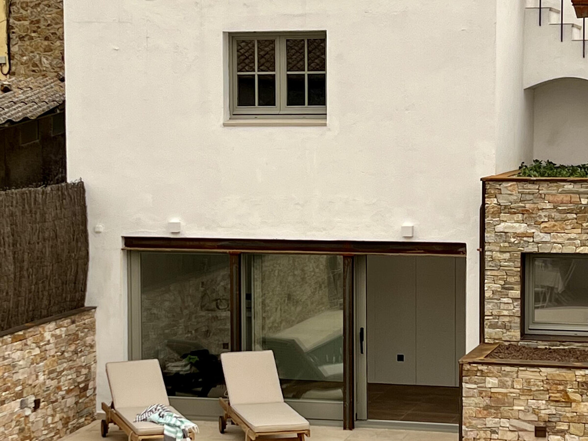 Maison de ville 1788 rénovée, piscine & jardin à Begur - Photo 36