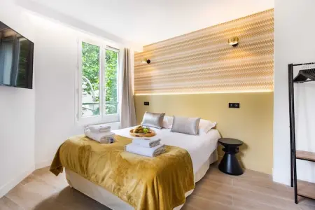 Location appartement à Paris, Superbe studio - 2P - Beaugrenelle / Tour Eiffel