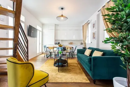 Location appartement à Paris, Triplex lumineux - 4BR/10P - Moulin Rouge