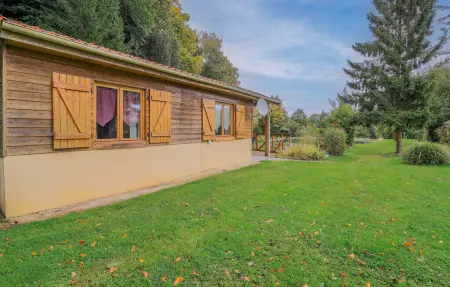Chalet avec étang privé à Gueschart : photo 13