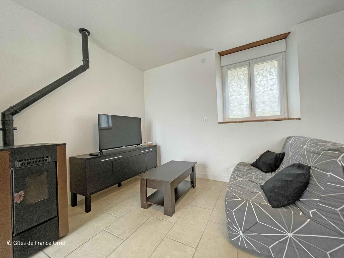 Gîte rénové 2 pièces avec cellier à Saint-Pierre-du-Regard - Photo 3