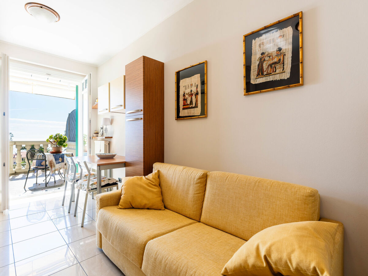 Appartement vue mer à Imperia, terrasse 24 m² - Photo 2