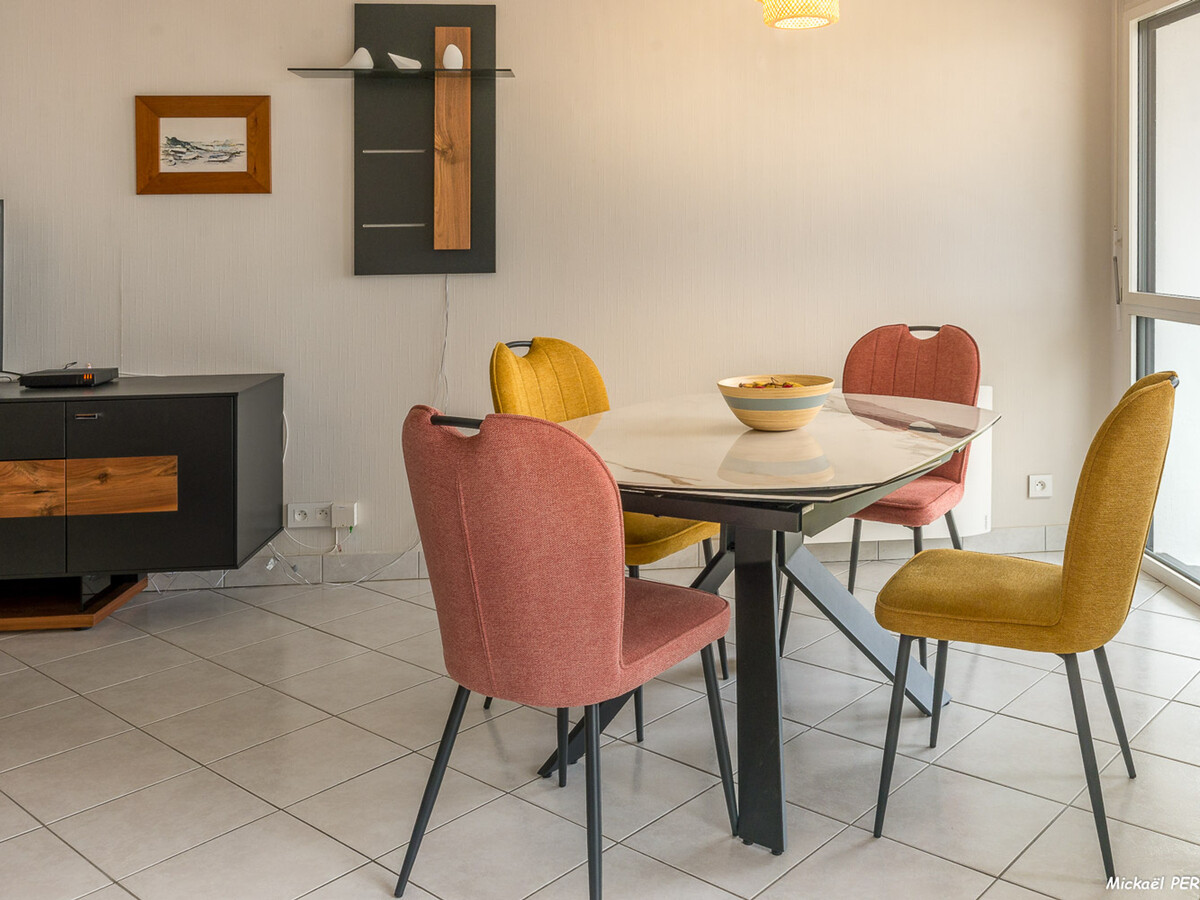 T3 vue mer avec terrasse et parking à Larmor-Plage - Photo 5