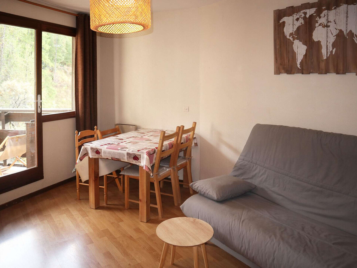 Studio 6 pers aux Orres, au pied des pistes - Photo 1