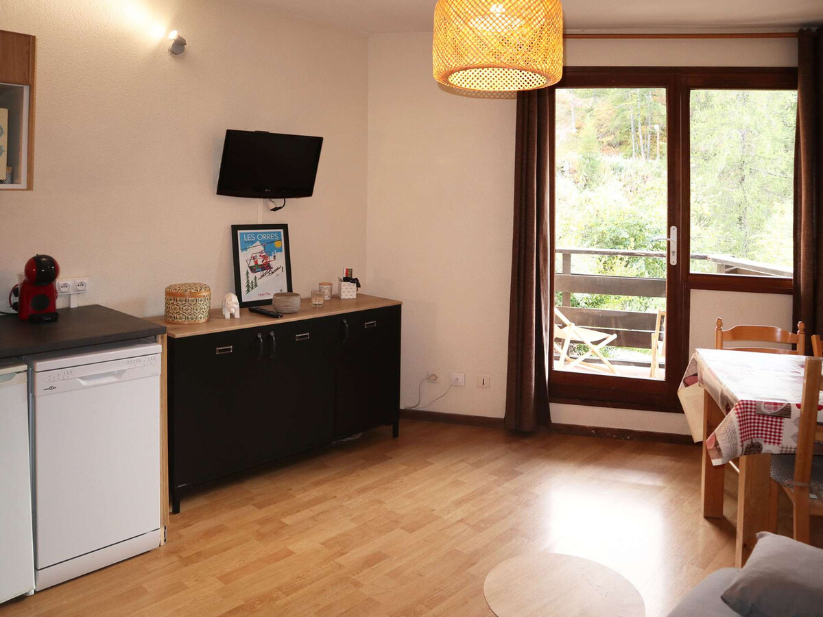 Studio 6 pers aux Orres, au pied des pistes - Photo 3
