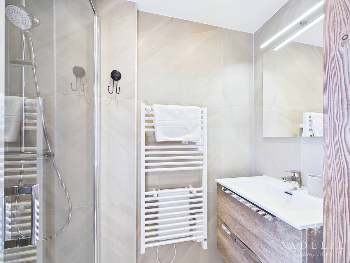 Appartement T4 neuf, 8-10 pers, balcon sud, 450 m des pistes - Photo 12
