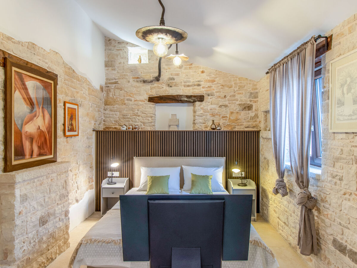 Botra Maria Luxury – Maison 4 pièces avec piscine privée - Photo 16