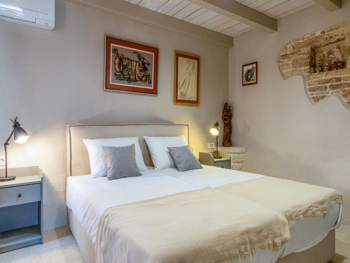 Botra Maria Luxury – Maison 4 pièces avec piscine privée - Photo 25
