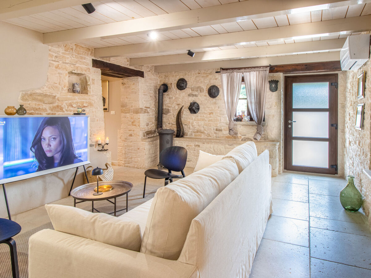 Botra Maria Luxury – Maison 4 pièces avec piscine privée - Photo 27