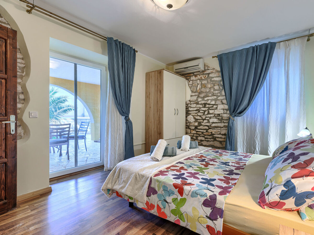 Maison Sonja avec piscine privée à Ližnjan - Photo 14