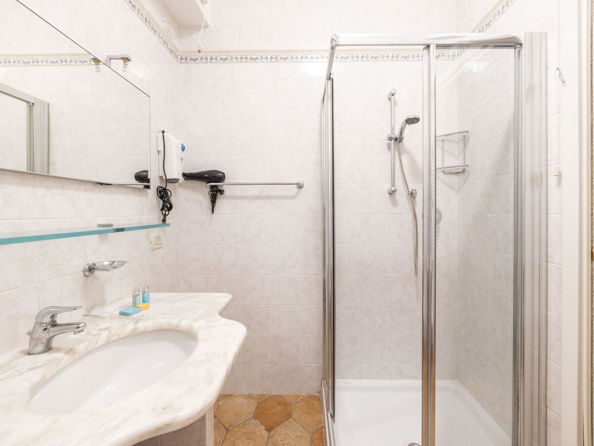 Appartement Il Risveglio avec terrasse et accès piscine - Photo 19