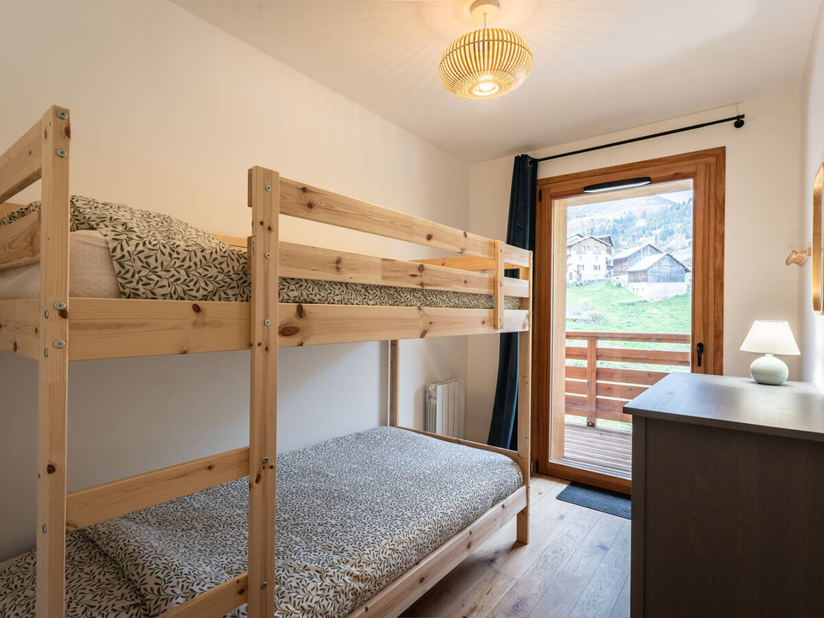 T2 + cabine neuf, balcon vue Lauzière à Valmorel - Photo 4