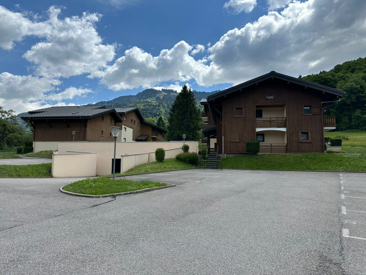 Studio rénové Morillon, terrasse ouest, parking inclus - Photo 17