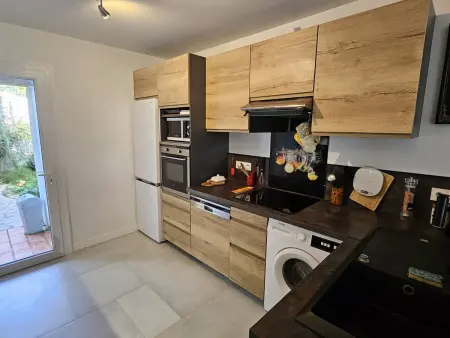 Villa charmante avec piscine, clim, wifi et parking à 300m de la mer : photo 5