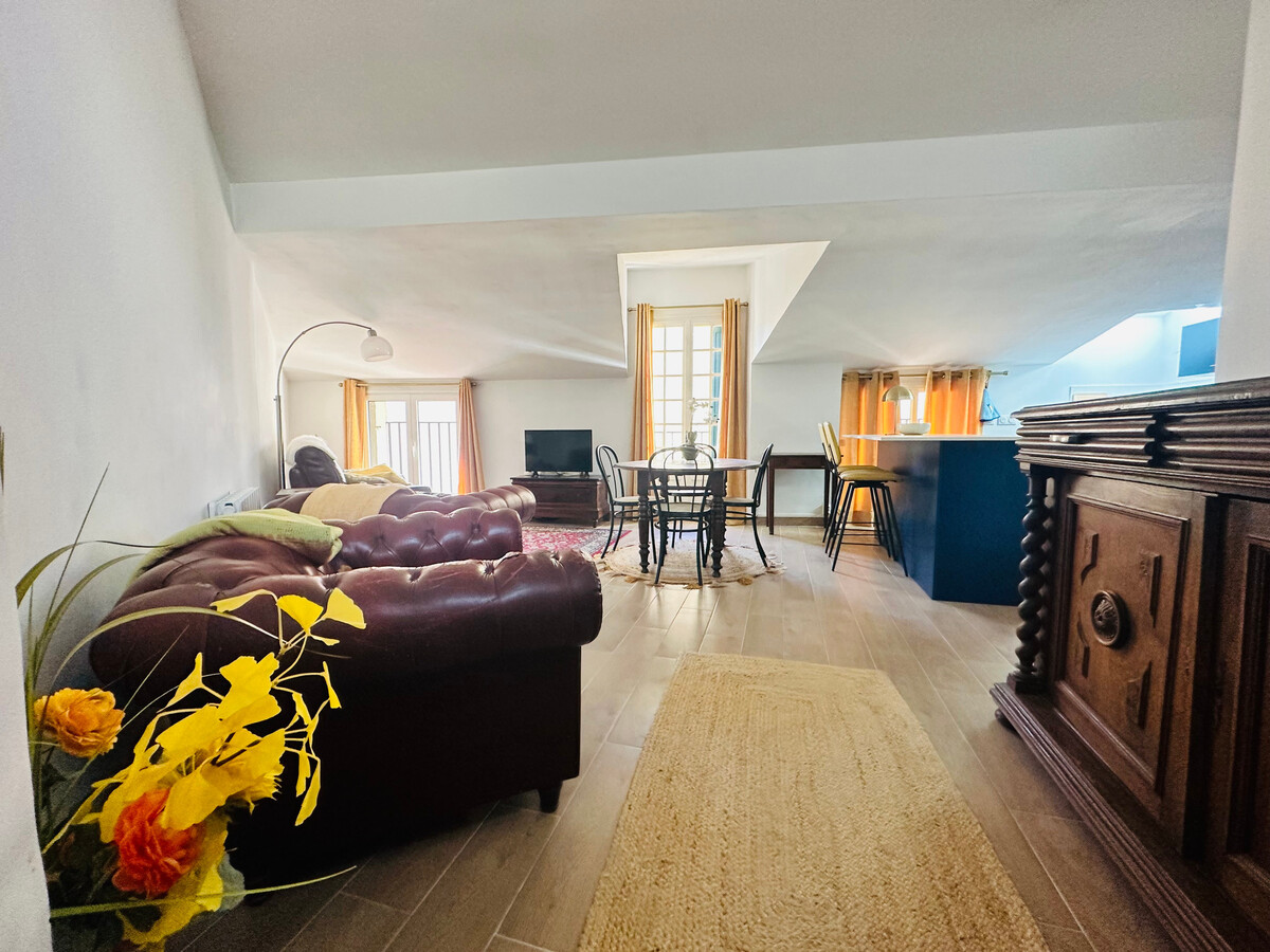 Duplex Collioure, 20m de la plage, terrasse vue toits - Photo 5