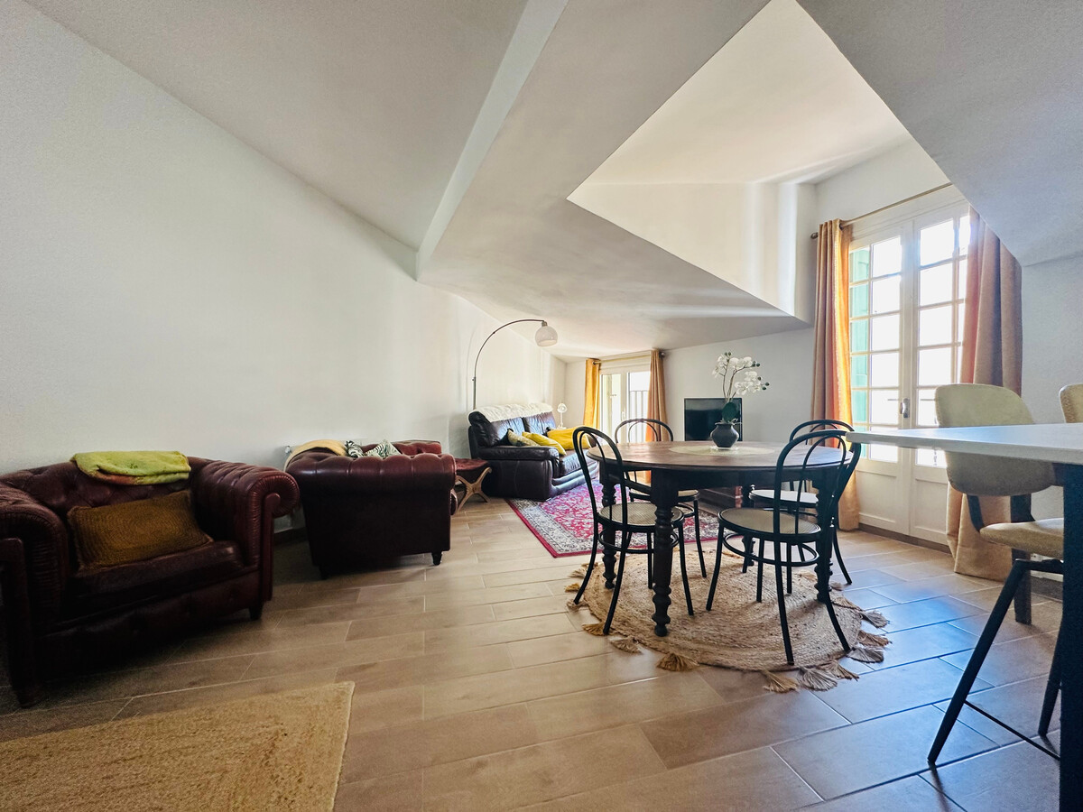 Duplex Collioure, 20m de la plage, terrasse vue toits - Photo 7