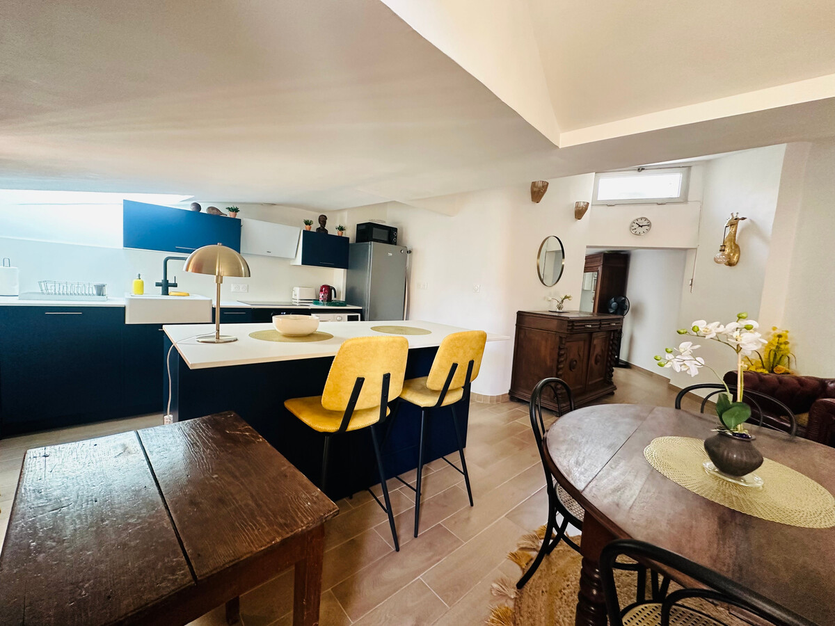 Duplex Collioure, 20m de la plage, terrasse vue toits - Photo 8