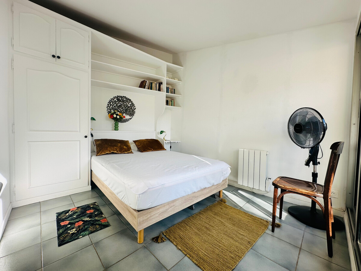 Duplex Collioure, 20m de la plage, terrasse vue toits - Photo 12