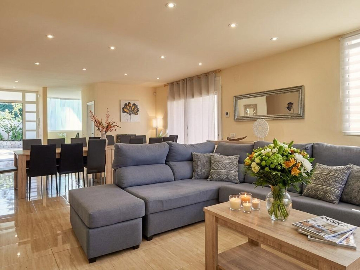Villa Sitges Lluna : 5 chambres, piscine 9×4m, jusqu'à 16 pers. - Photo 10