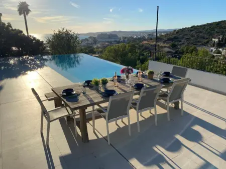 Villa Bohème avec piscine débordement à Sitges : photo 16