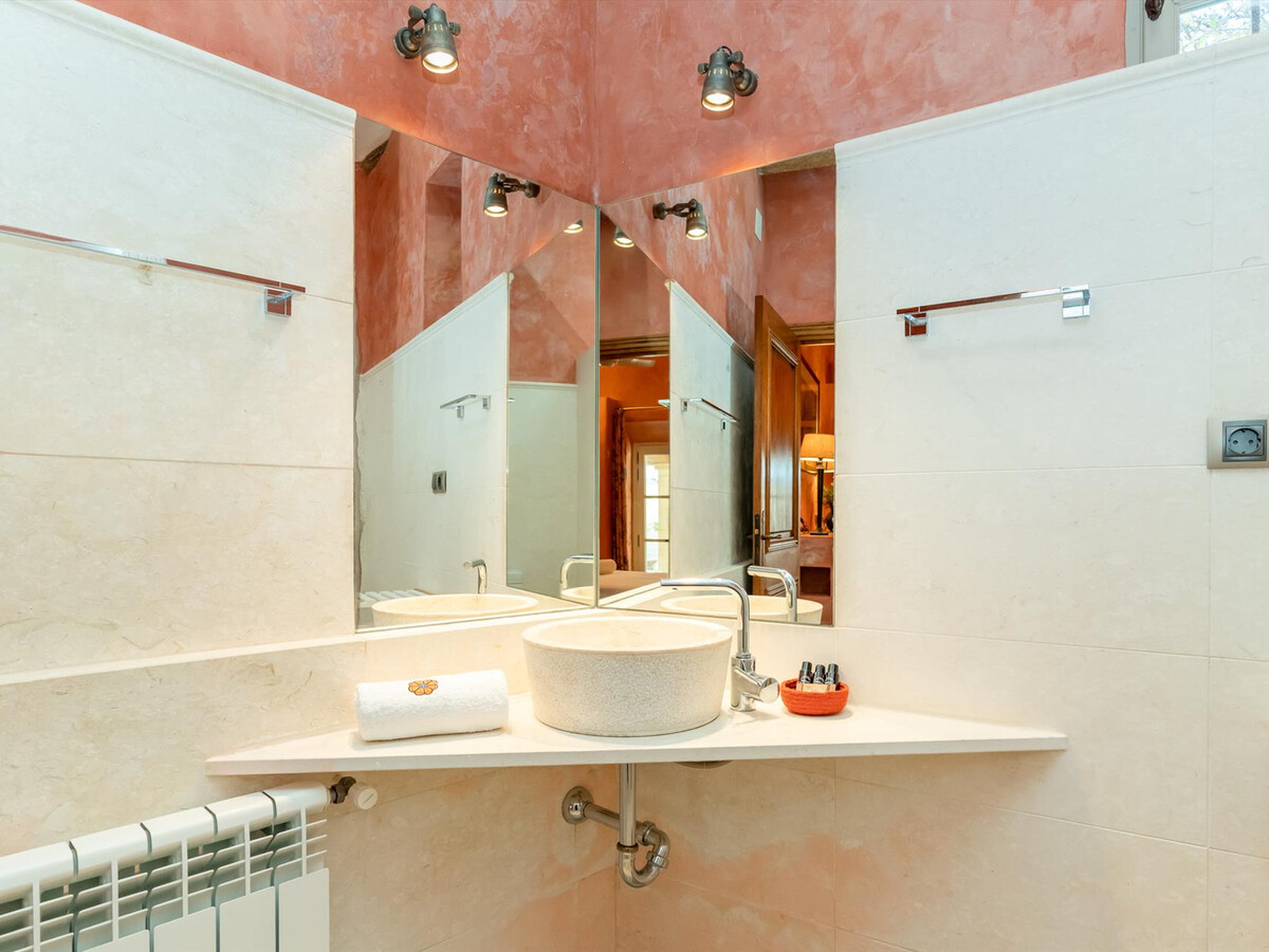 Casa de Piedra : Villa 5 chambres, piscine débordement, vignobles - Photo 35